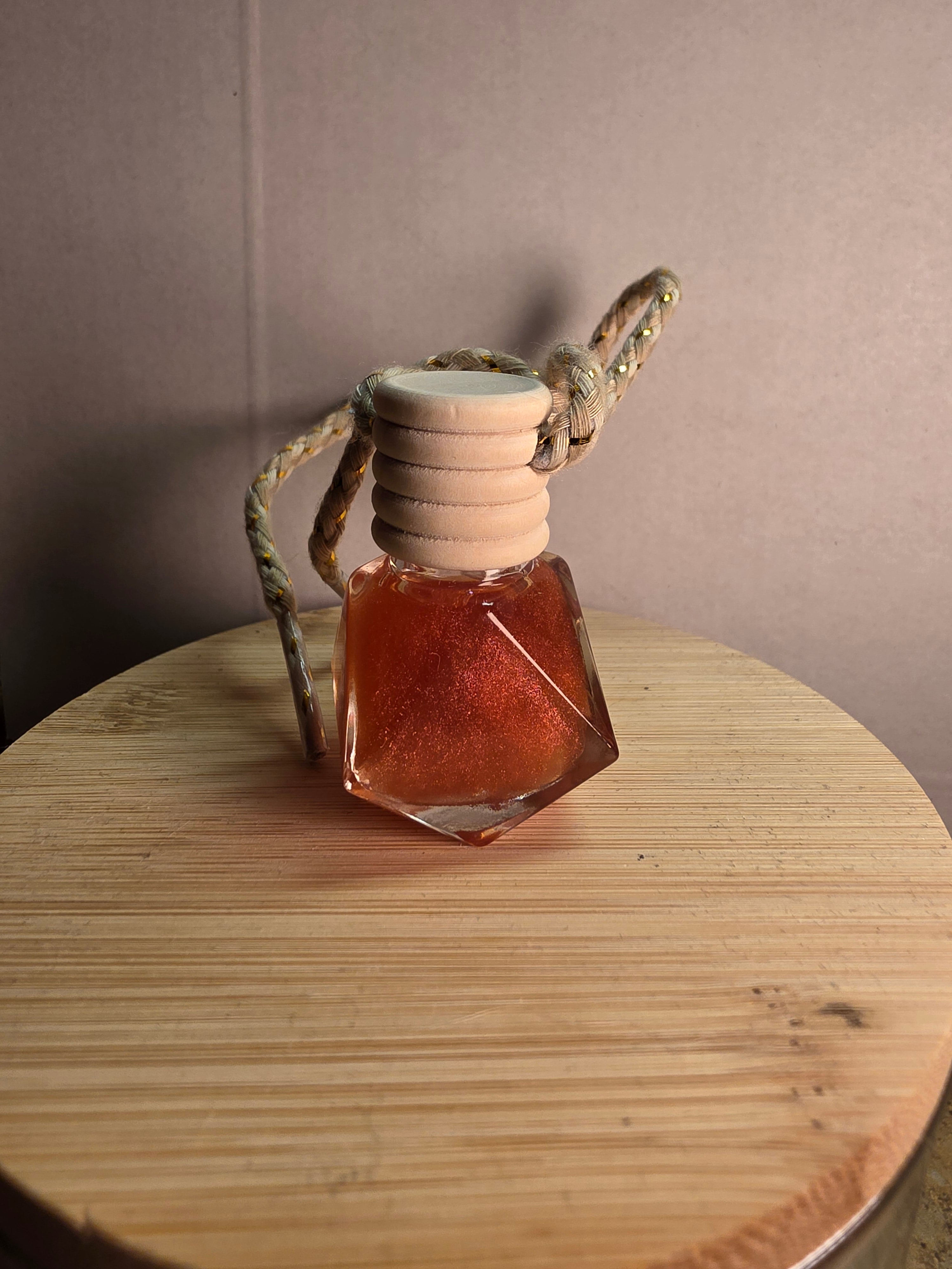 Apple Pie - Hanging Car Diffuser